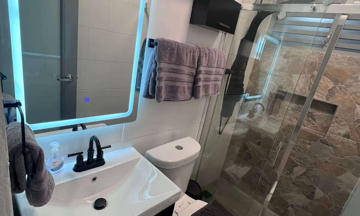 Photo of Bathroom in Camino Nuevo