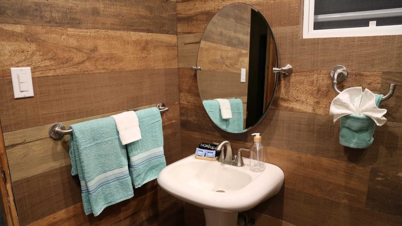 Photo of Bathroom in Pole Ojea