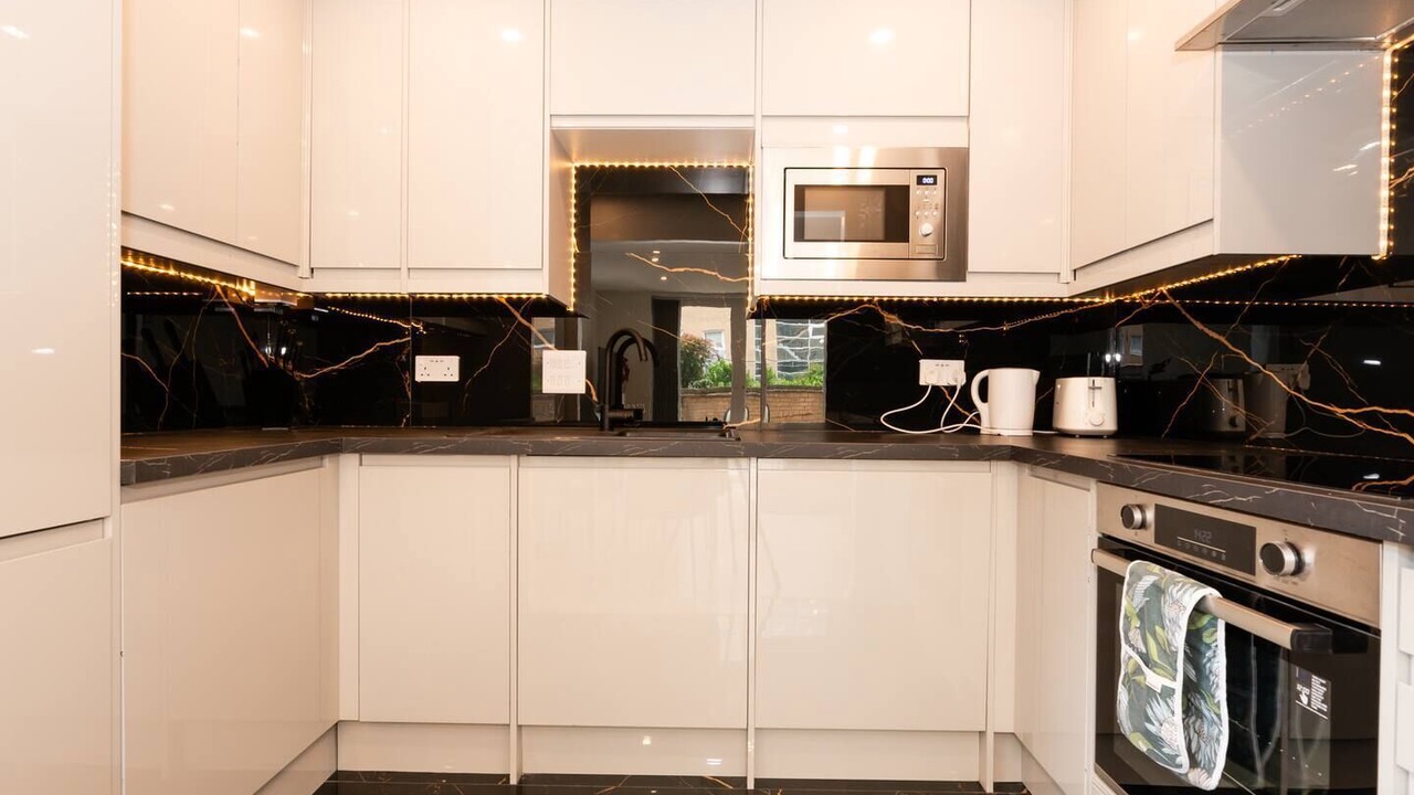 Photo of Kitchen in Feltham West