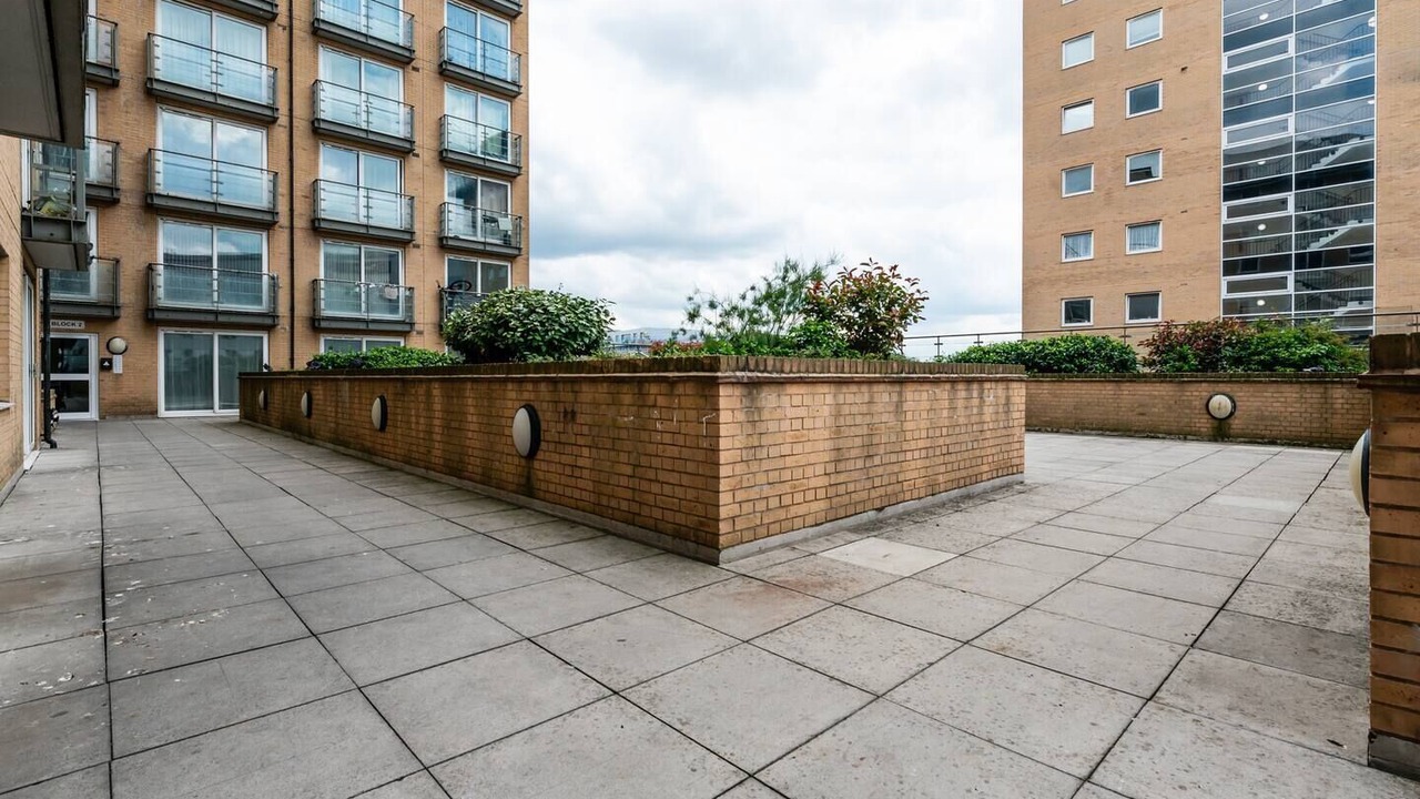 Photo of Outdoor in Feltham West