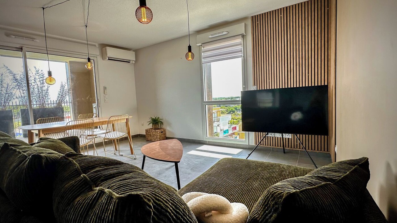 Photo of Livingroom in Aiguerelles