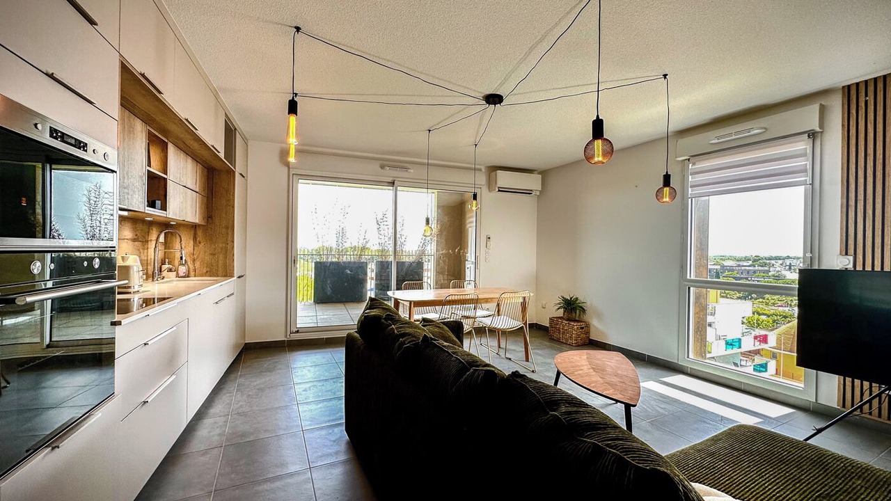 Photo of Livingroom in Aiguerelles