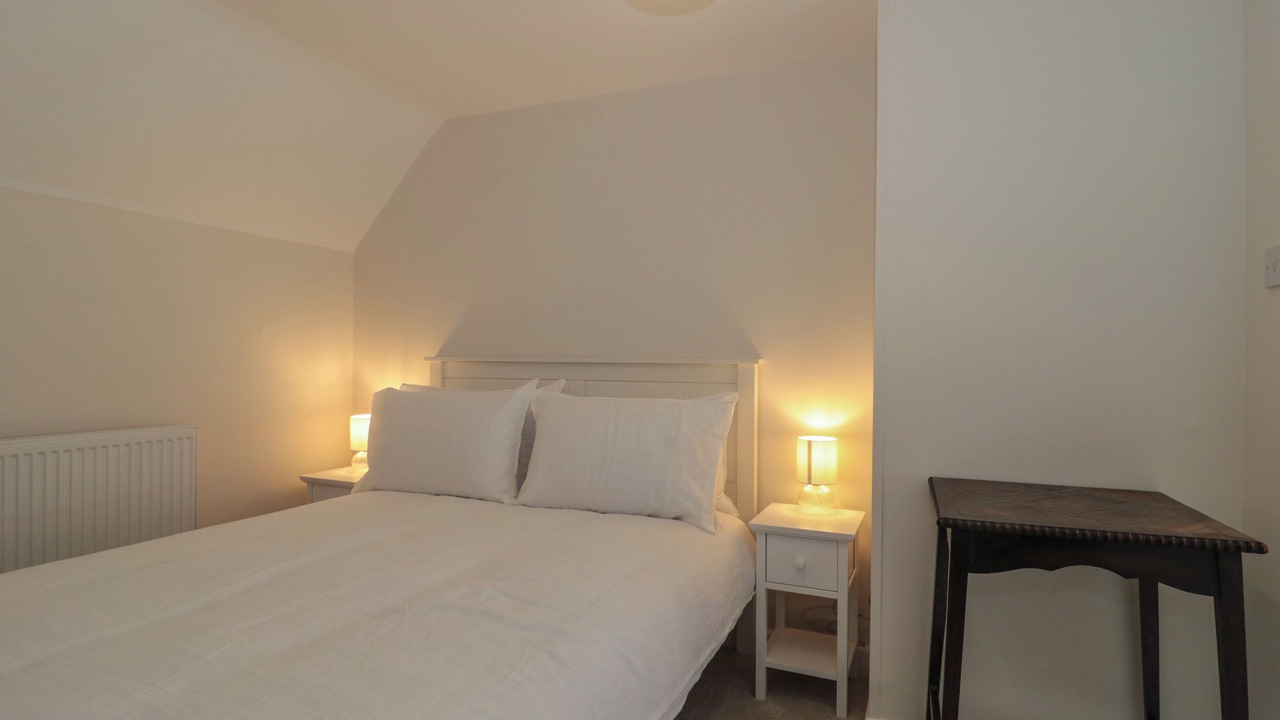 Photo of Bedroom in Stoke-sub-Hamdon