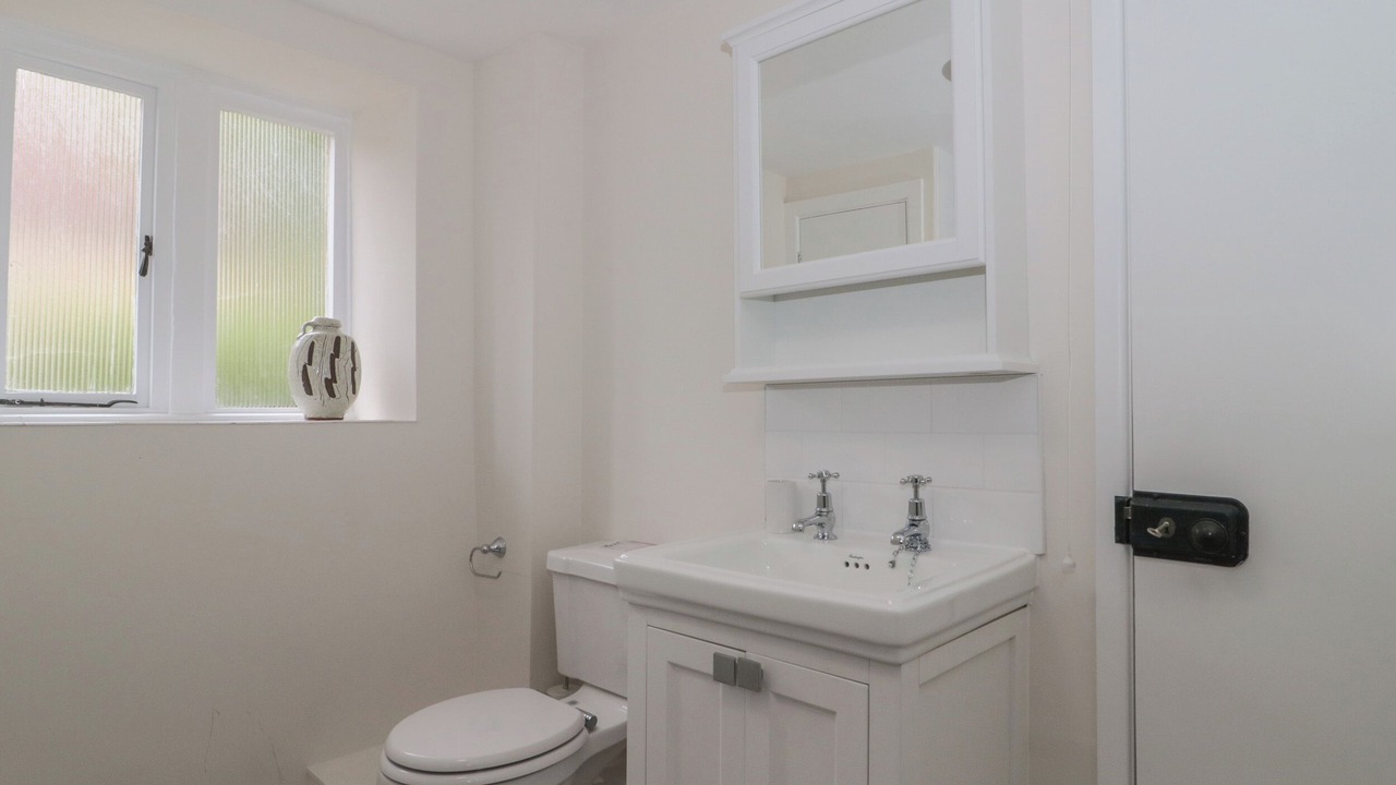 Photo of Bathroom in Stoke-sub-Hamdon