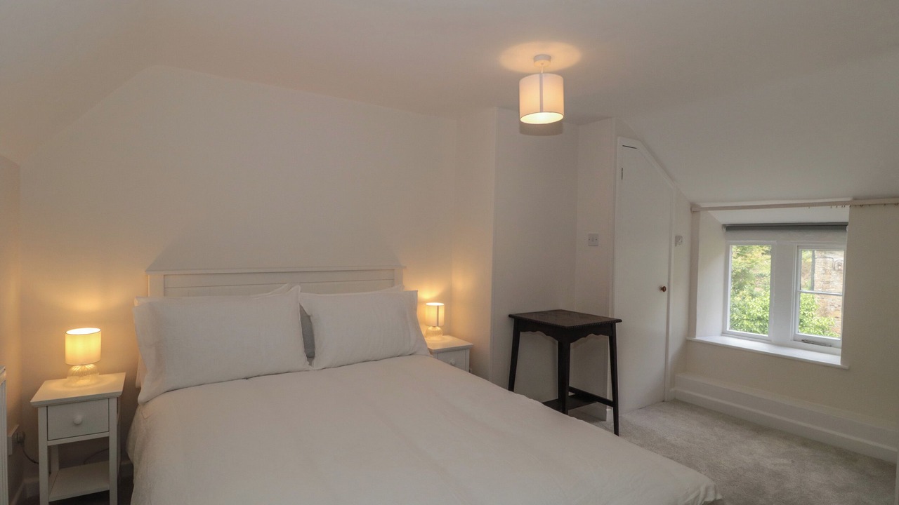 Photo of Bedroom in Stoke-sub-Hamdon