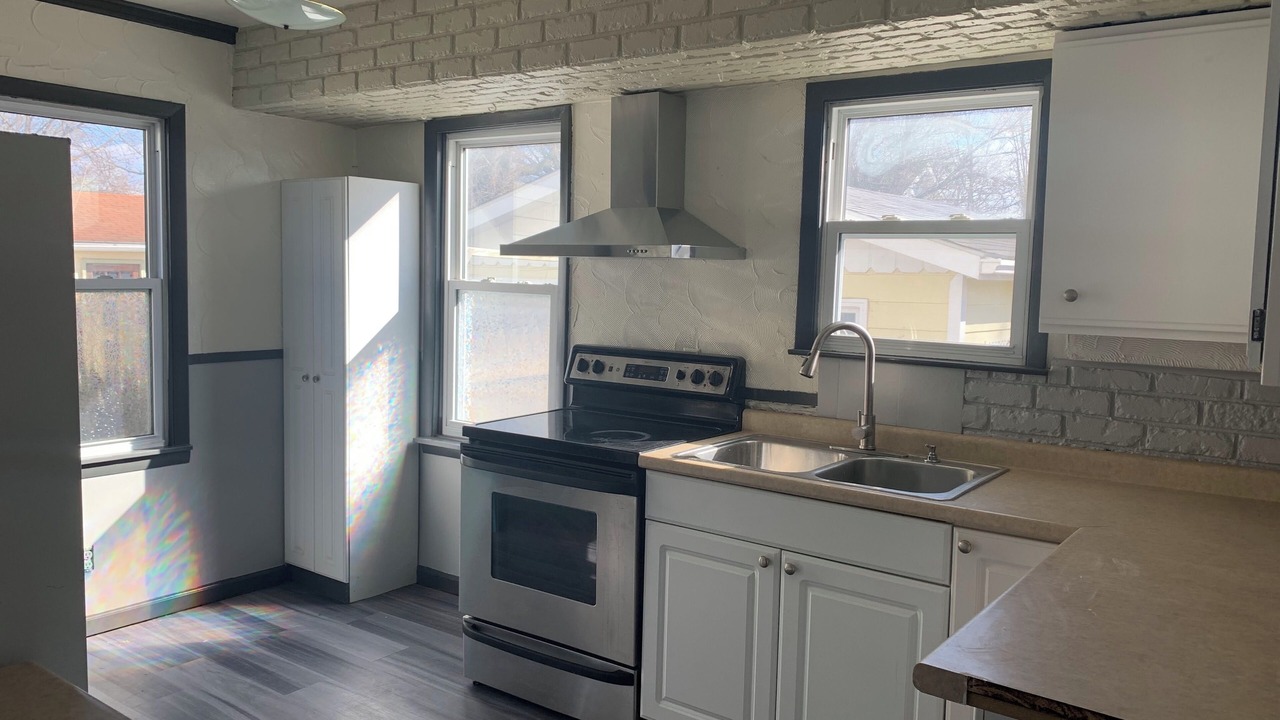 Photo of Kitchen in Flint