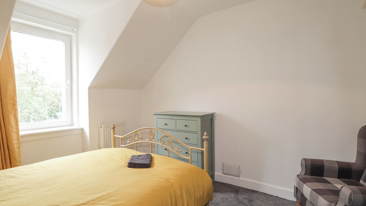 Photo of Bedroom in Foyers