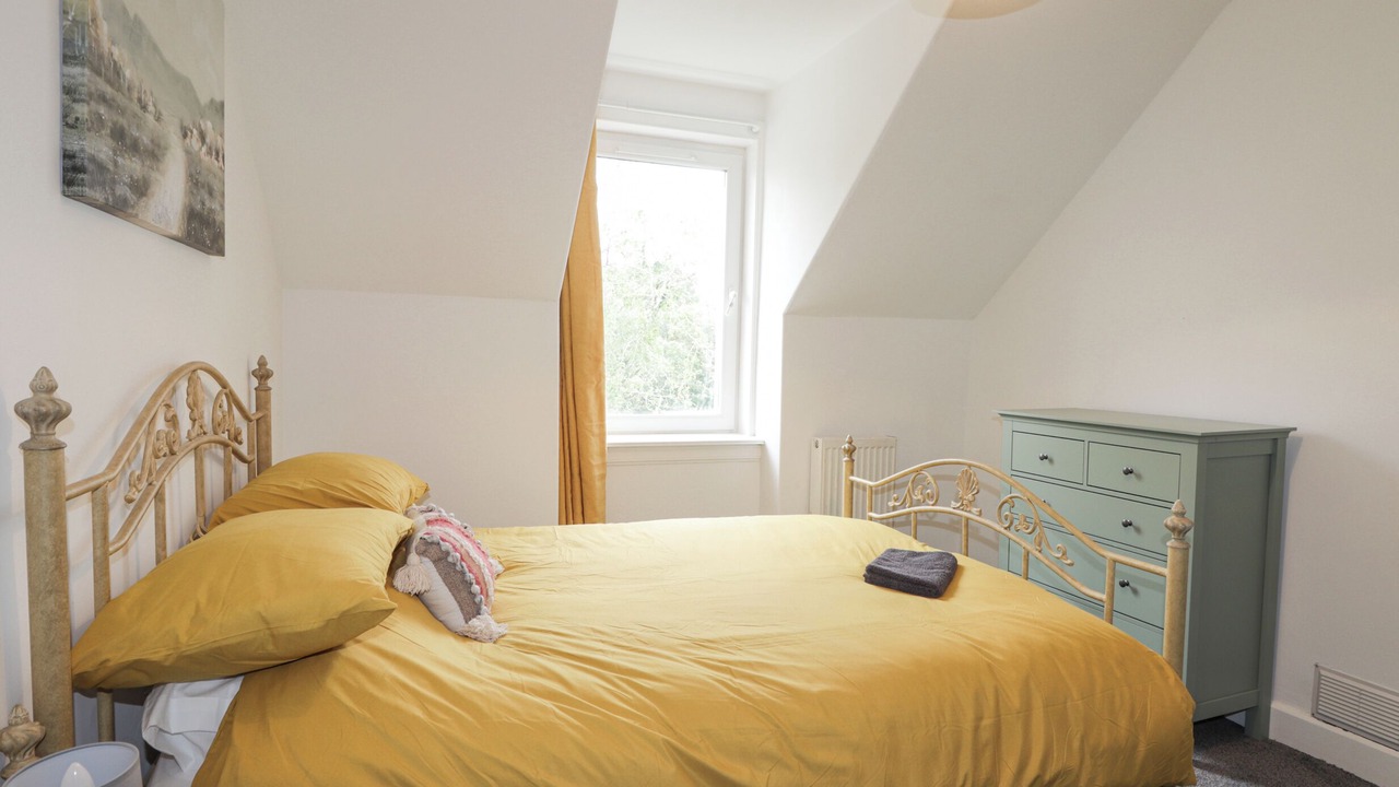 Photo of Bedroom in Foyers