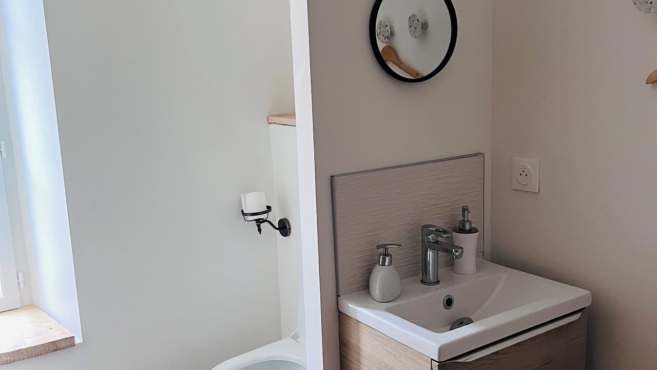 Photo of Bathroom in Clecy
