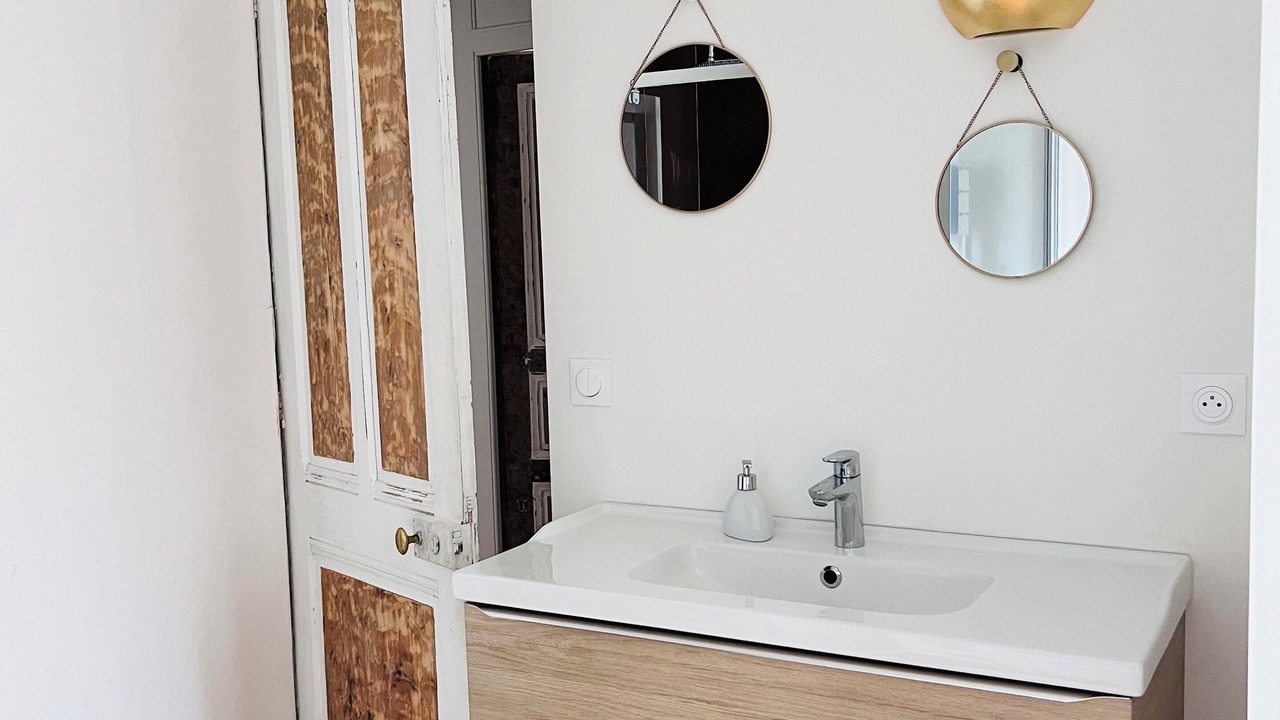 Photo of Bathroom in Clecy