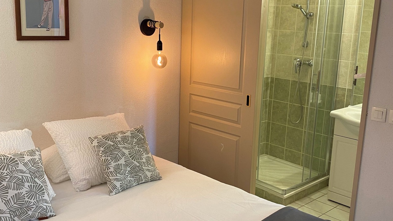 Photo of Bedroom in Beaune