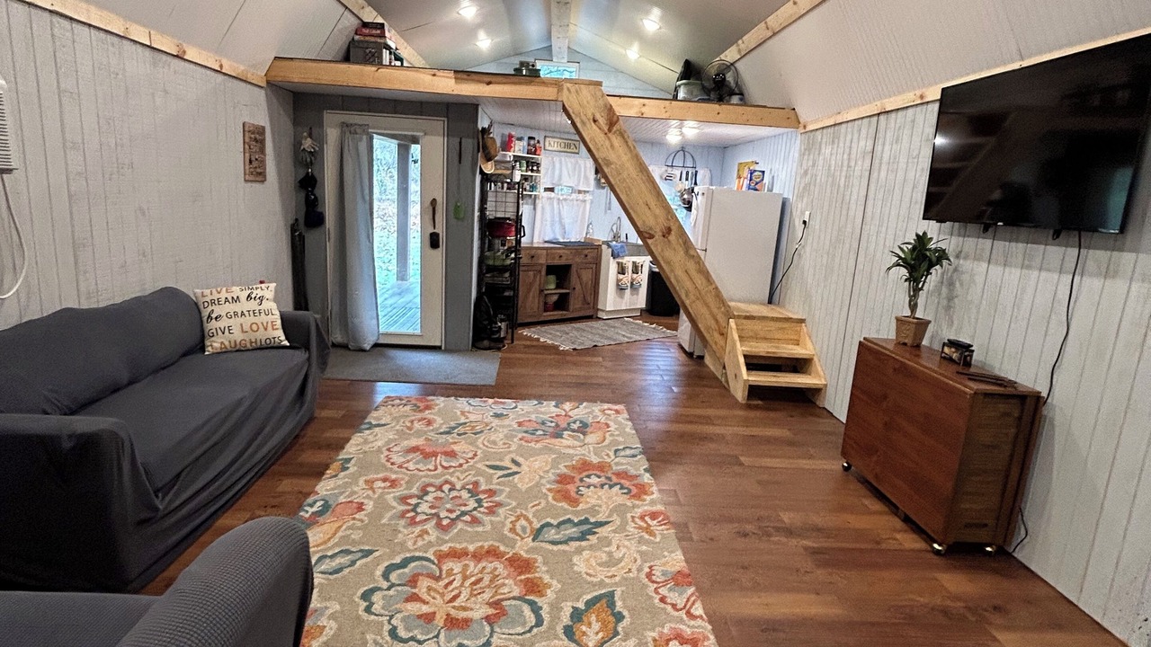 Photo of Livingroom in Cherokee Village