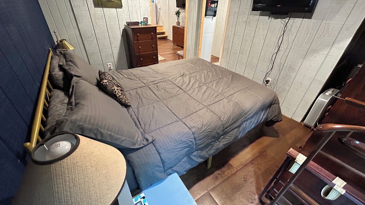 Photo of Bedroom in Cherokee Village