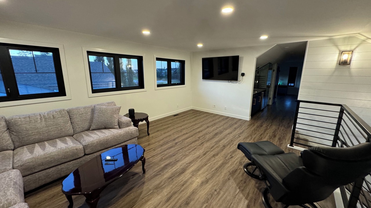 Photo of Livingroom in Parkland Beach