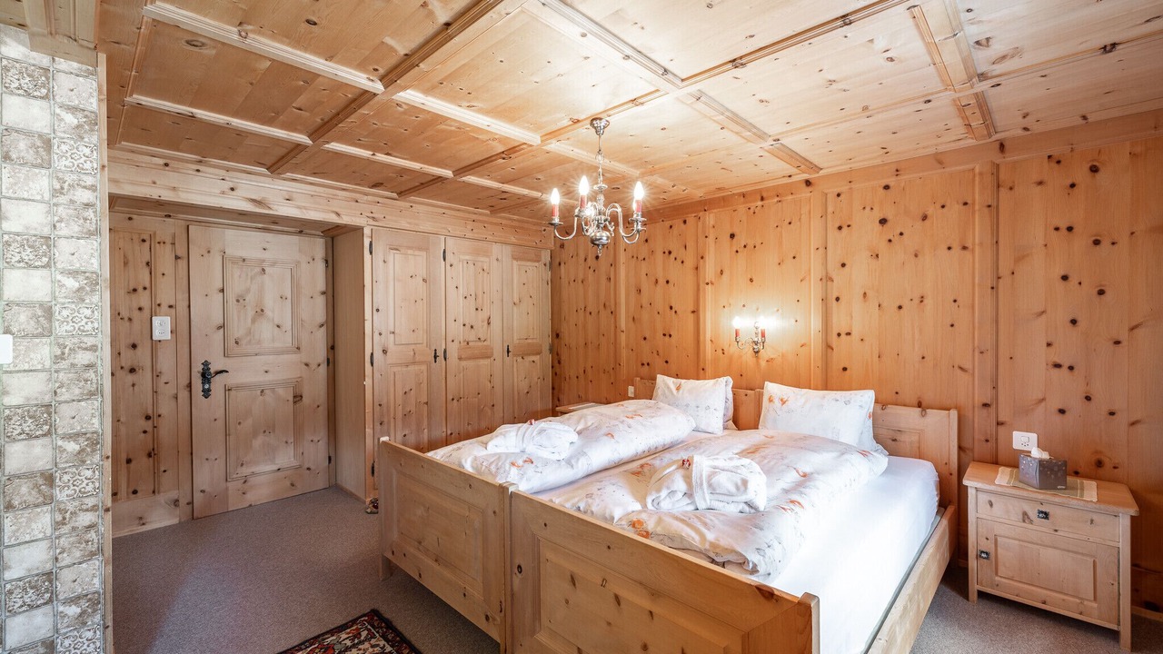 Photo of Bedroom in Engadin Scoul