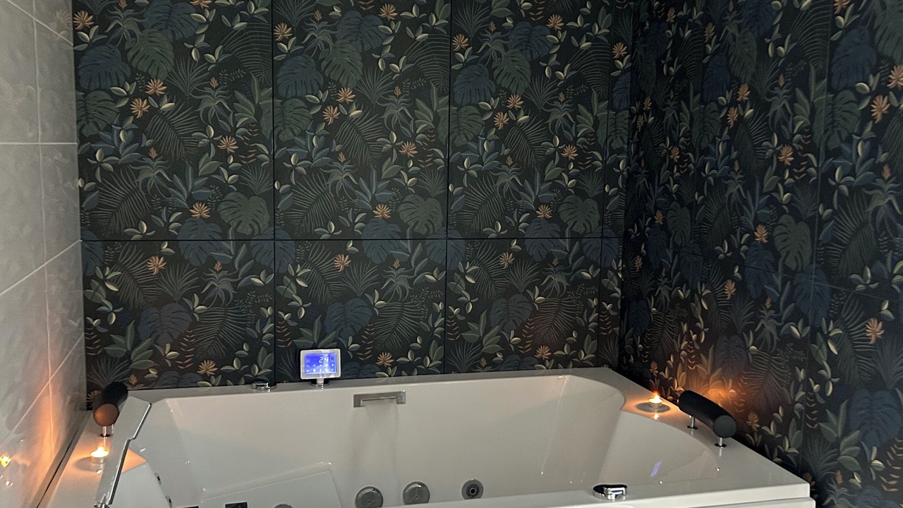 Photo of Bathroom in Roumens