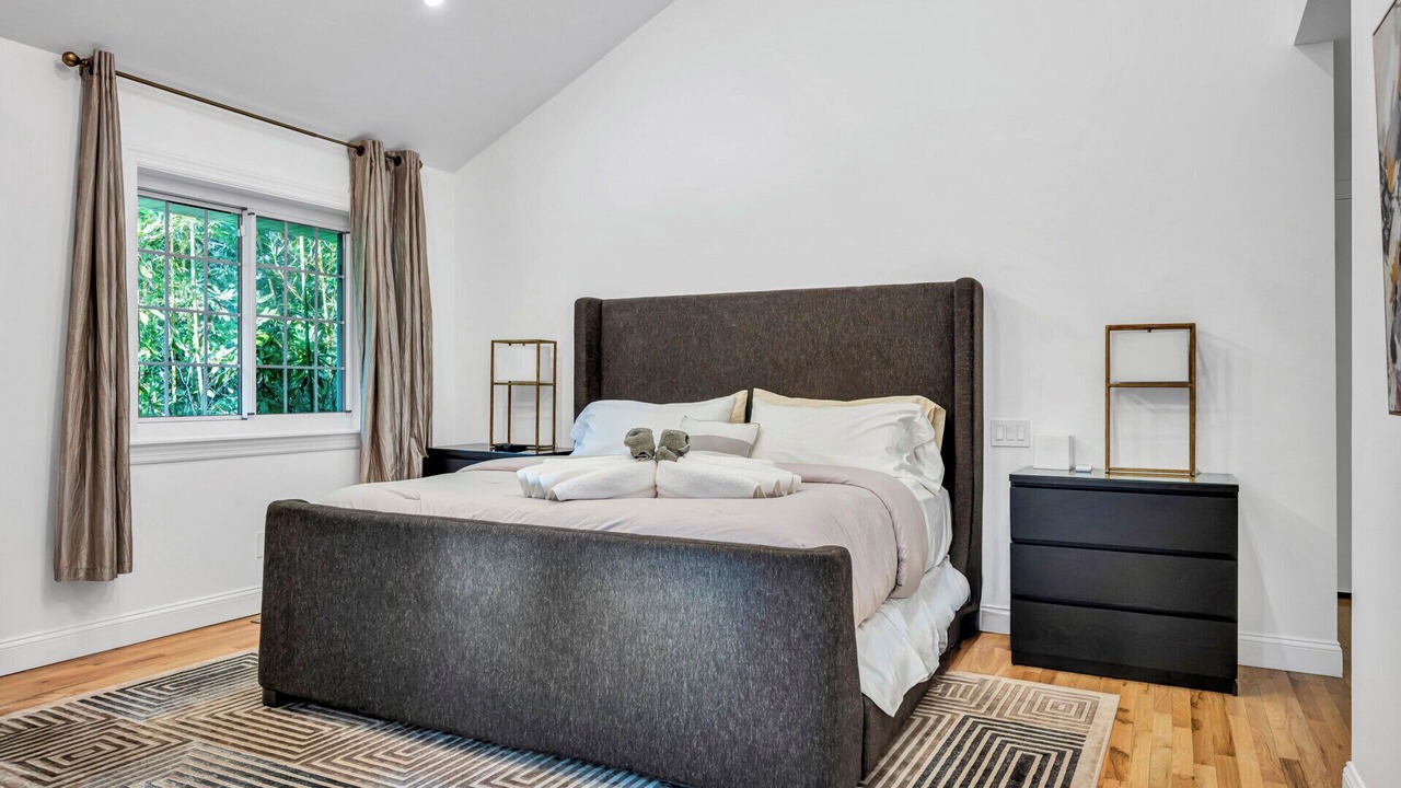 Photo of Bedroom in Noyack