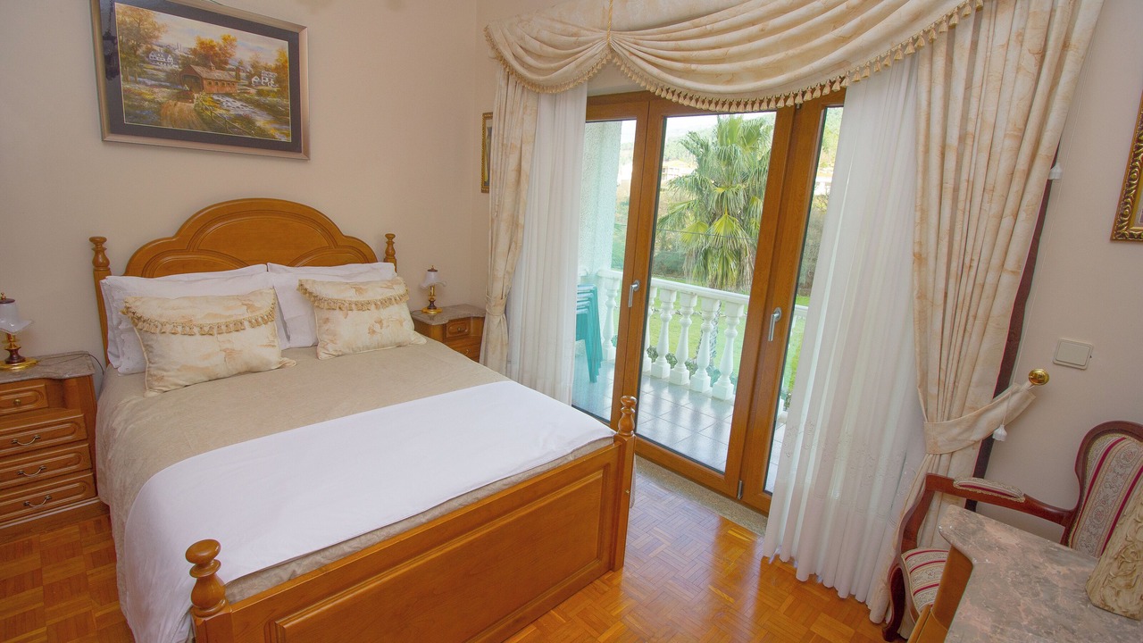Photo of Bedroom in Mondim de Basto