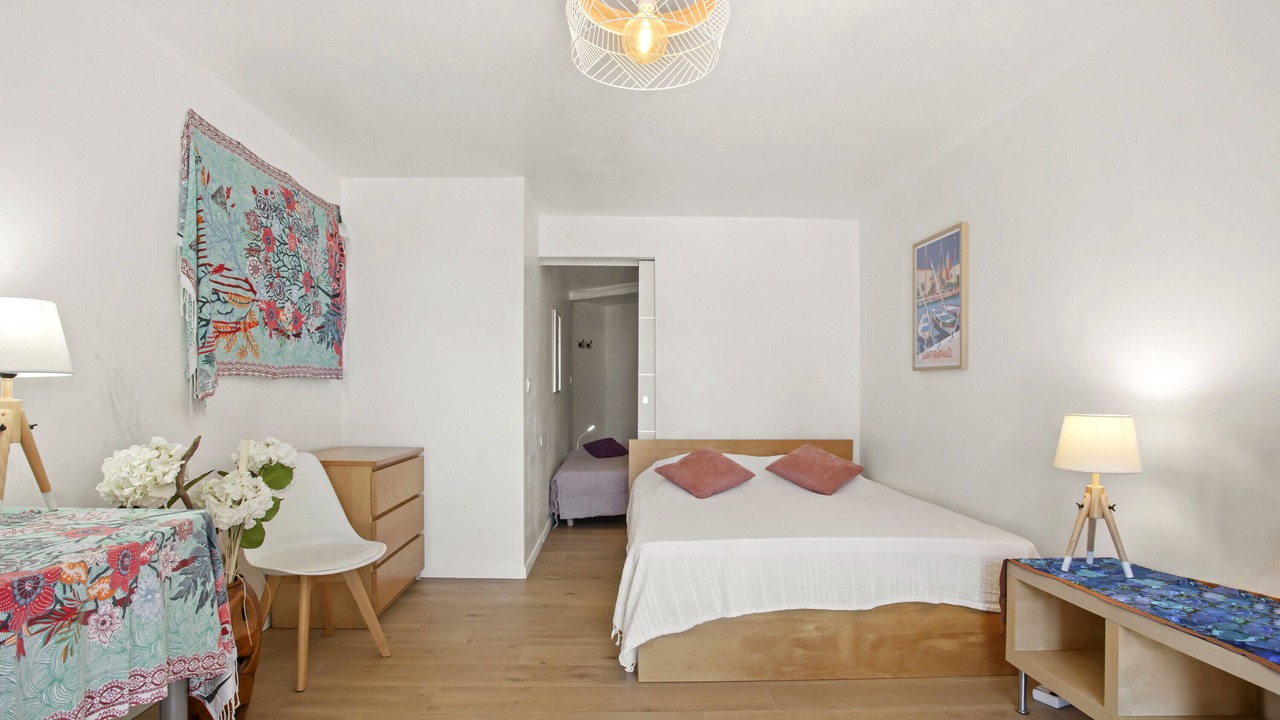 Photo of Bedroom in Antheor