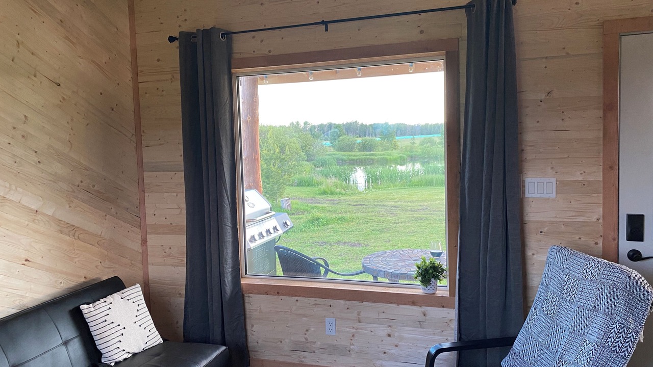 Photo of Livingroom in Strathcona County
