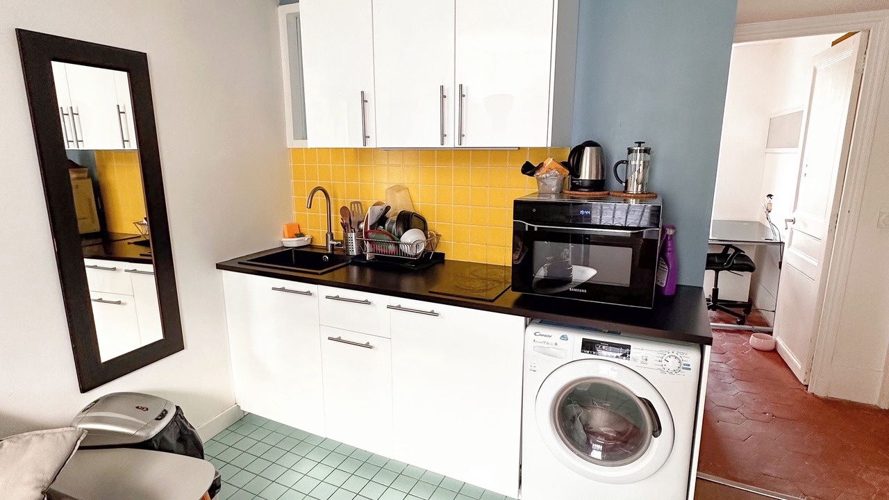 Photo of Kitchen in Combat