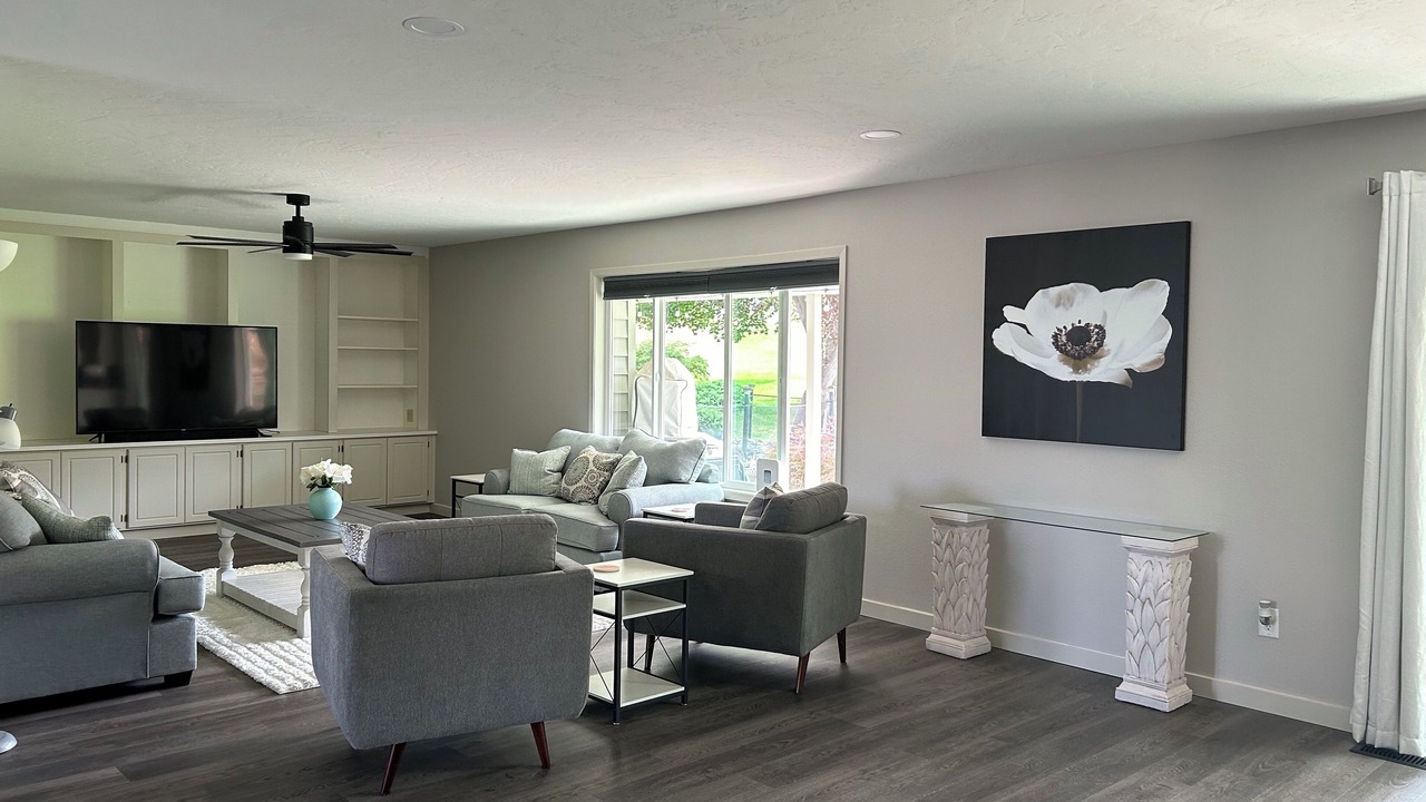 Photo of Livingroom in Lewiston