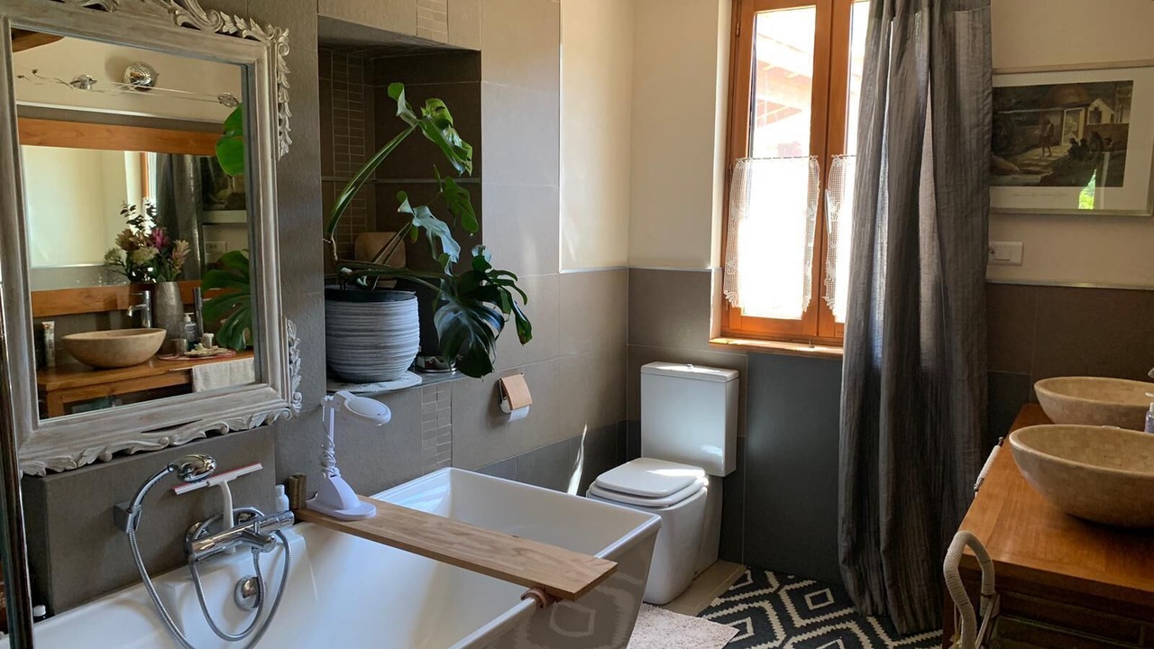 Photo of Bathroom in Lanet