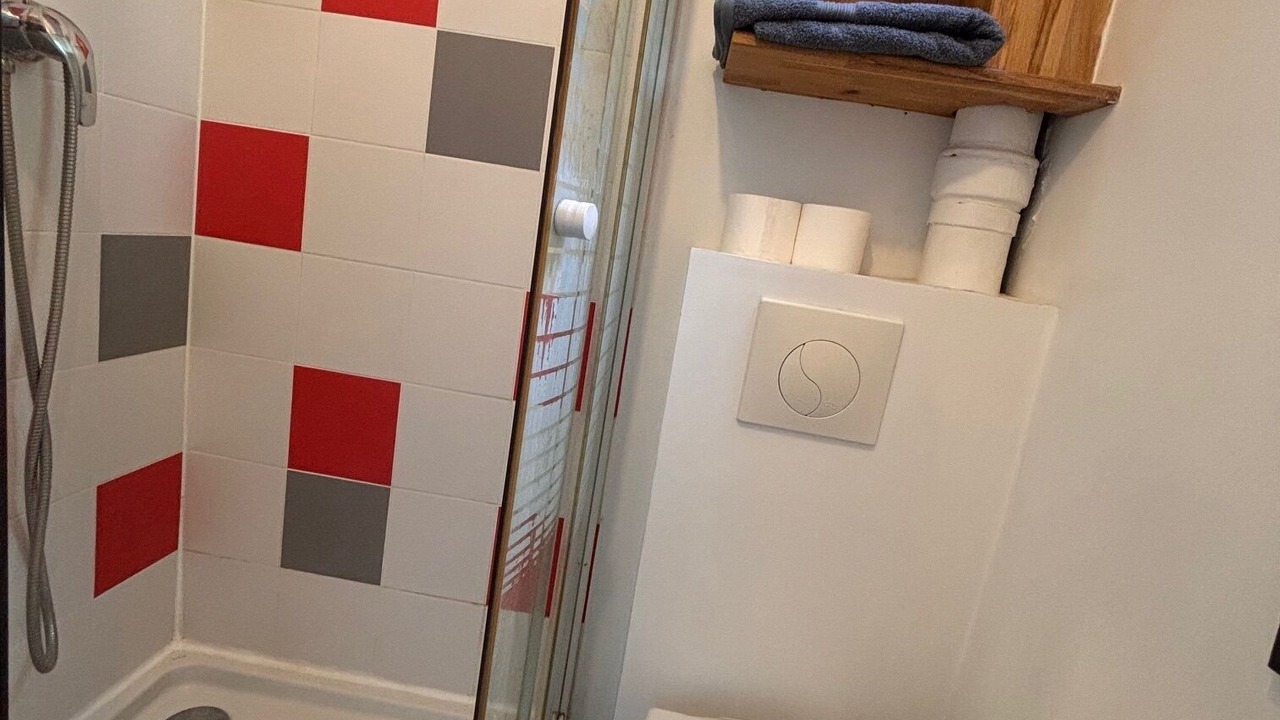 Photo of Bathroom in Quartier de la Goutte-d'Or