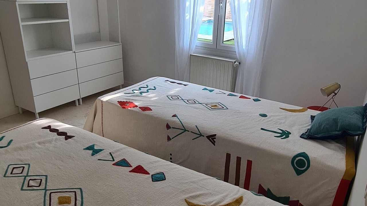 Photo of Bedroom in Pernes-les-Fontaines