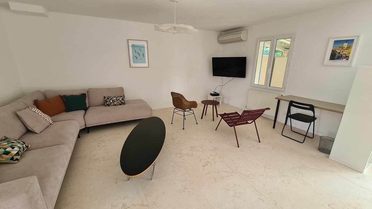 Photo of Livingroom in Pernes-les-Fontaines