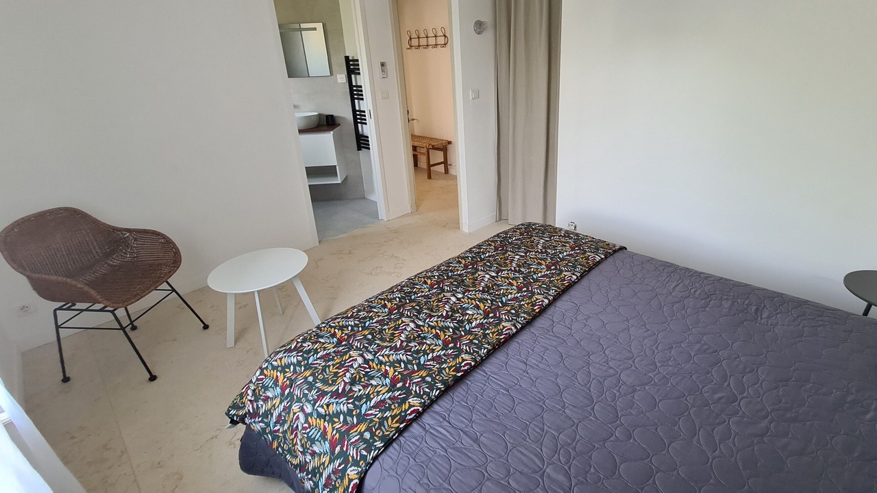 Photo of Bedroom in Pernes-les-Fontaines