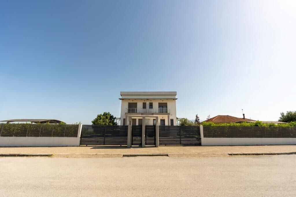 Photo of Outdoor in Korinos