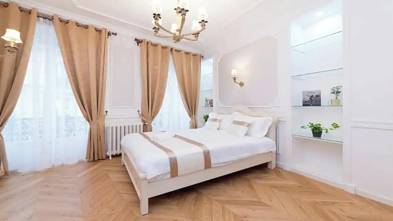 Photo of Bedroom in Chaussee-d'Antin