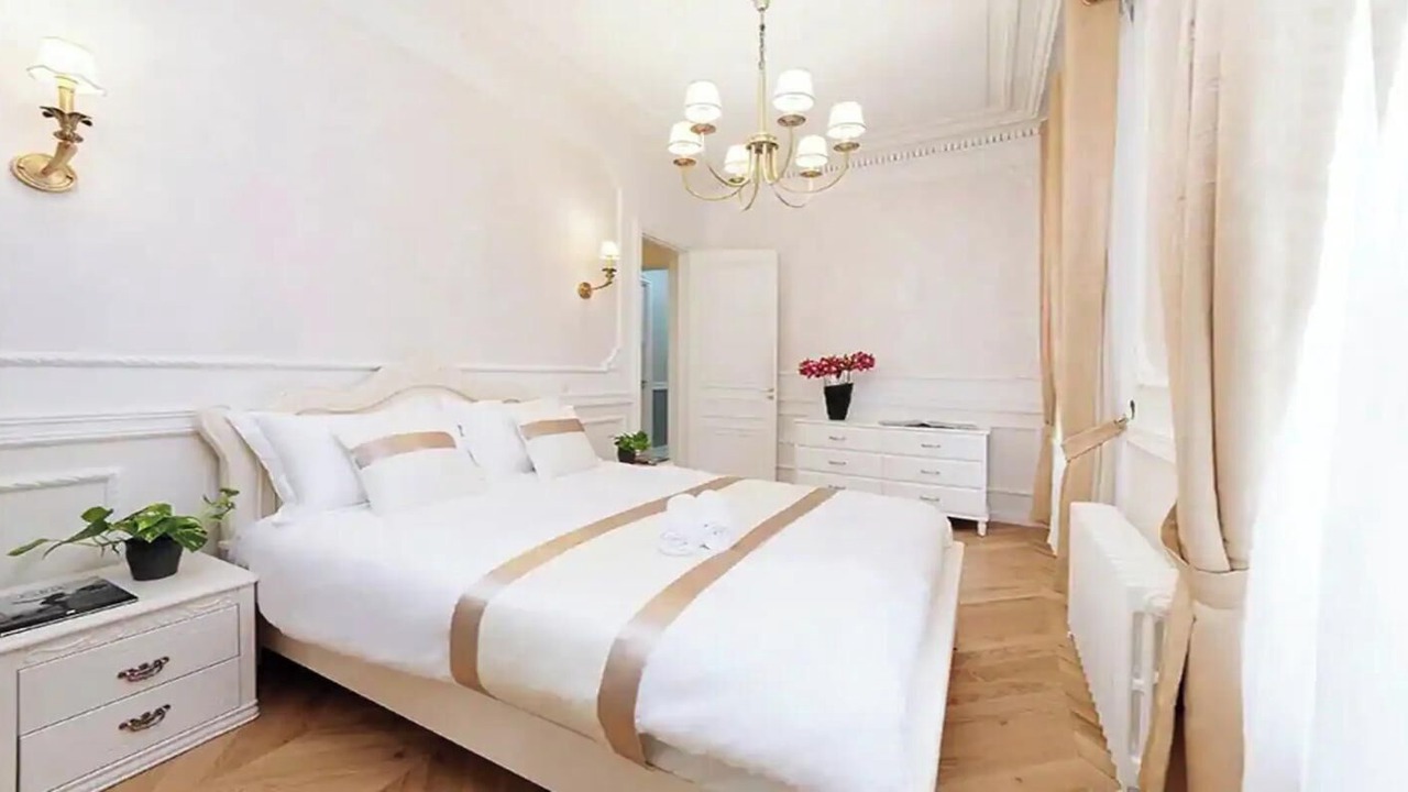 Photo of Bedroom in Chaussee-d'Antin