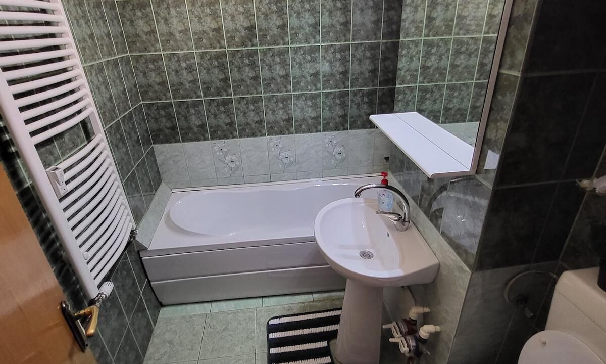 Photo of Bathroom in Militari