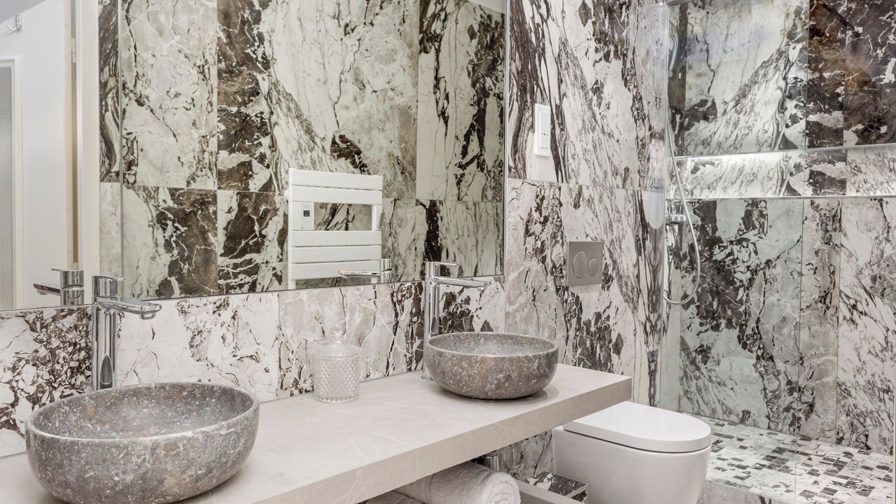 Photo of Bathroom in 7th Arrondissement
