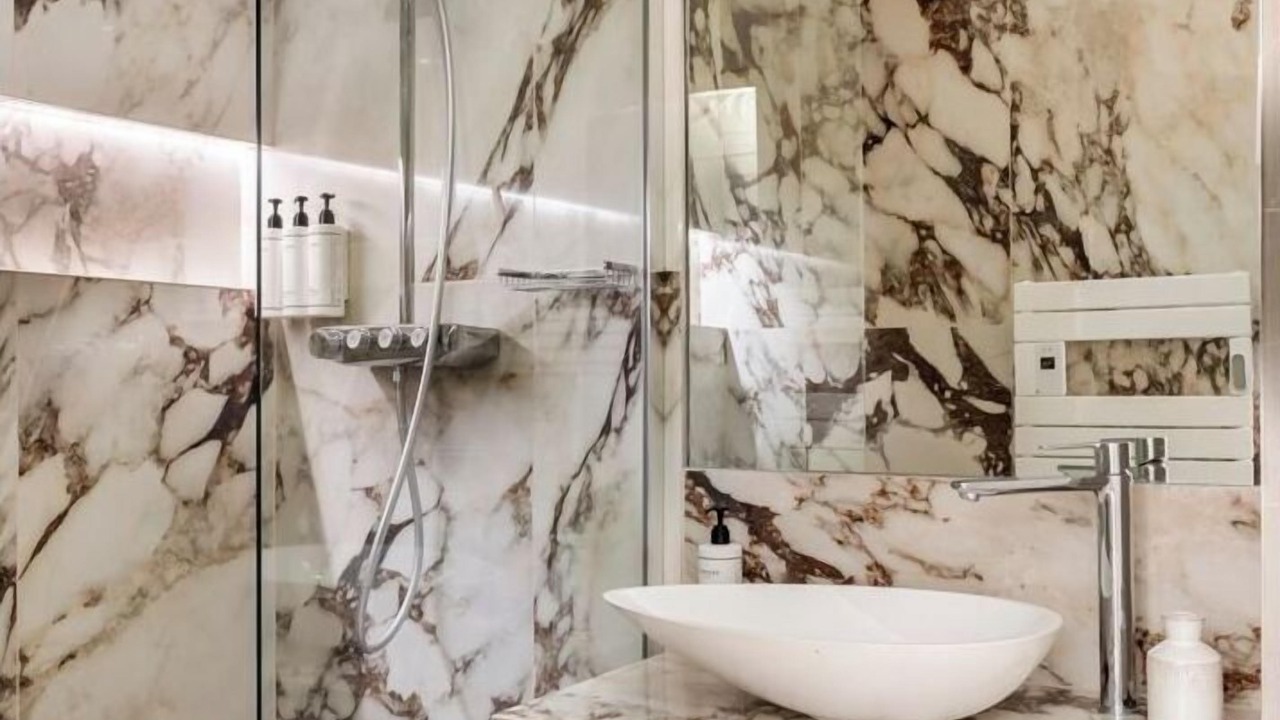 Photo of Bathroom in 7th Arrondissement