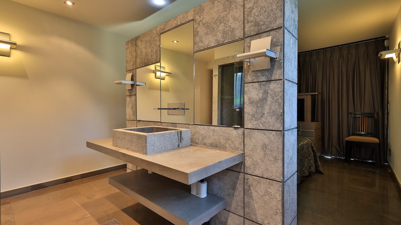 Photo of Bathroom in Antheor