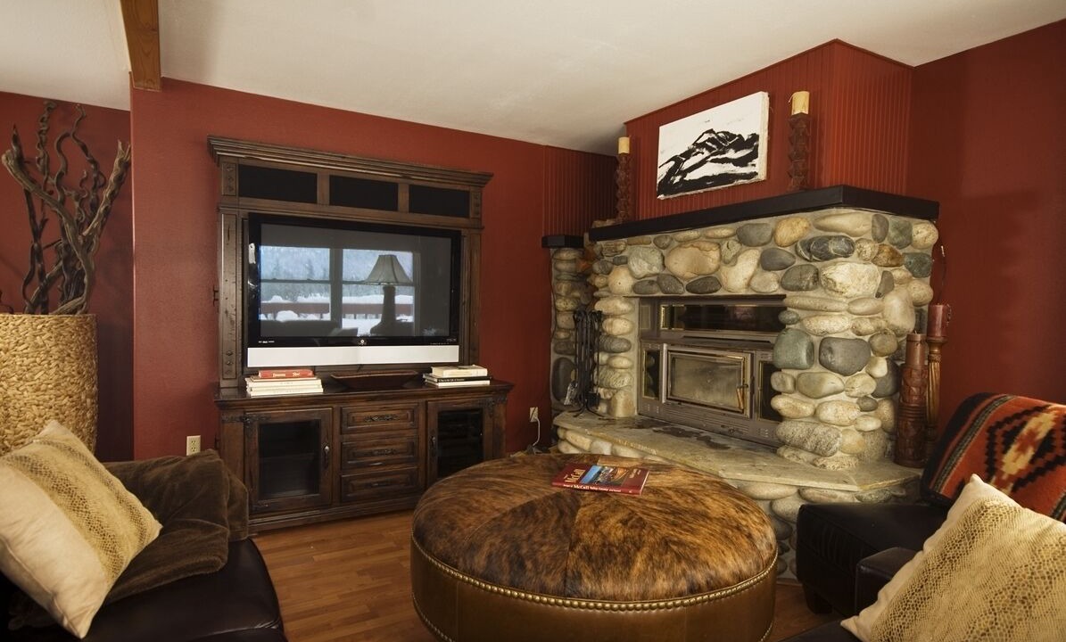 Photo of Livingroom in Tamarack Resort
