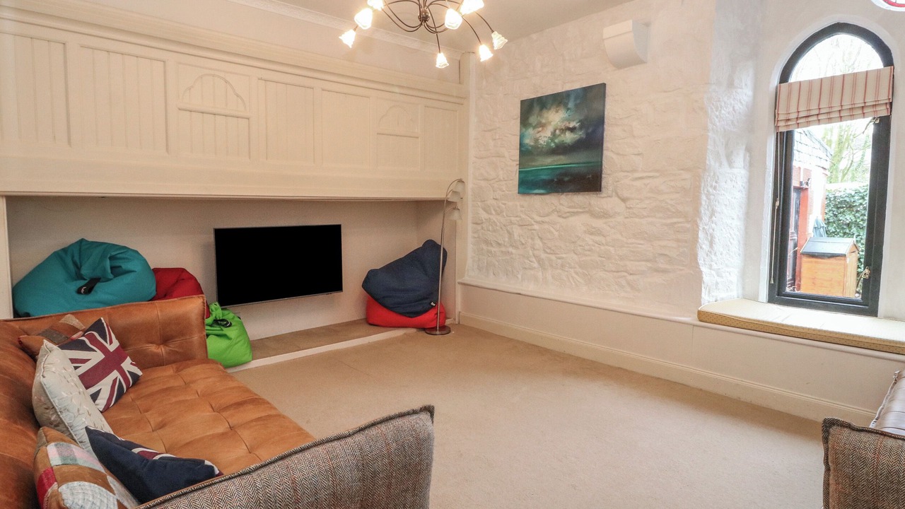 Photo of Livingroom in Inveraray