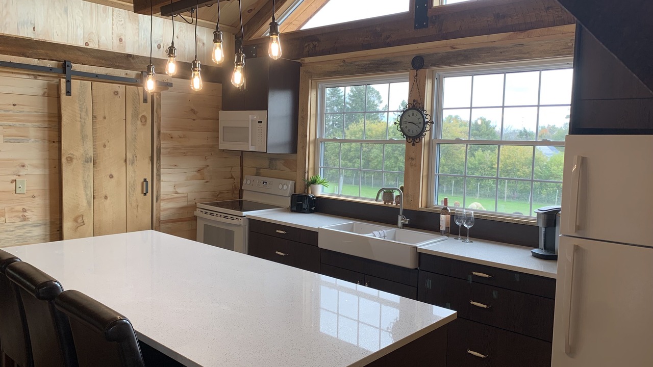 Photo of Kitchen in Edwardsburgh/Cardinal
