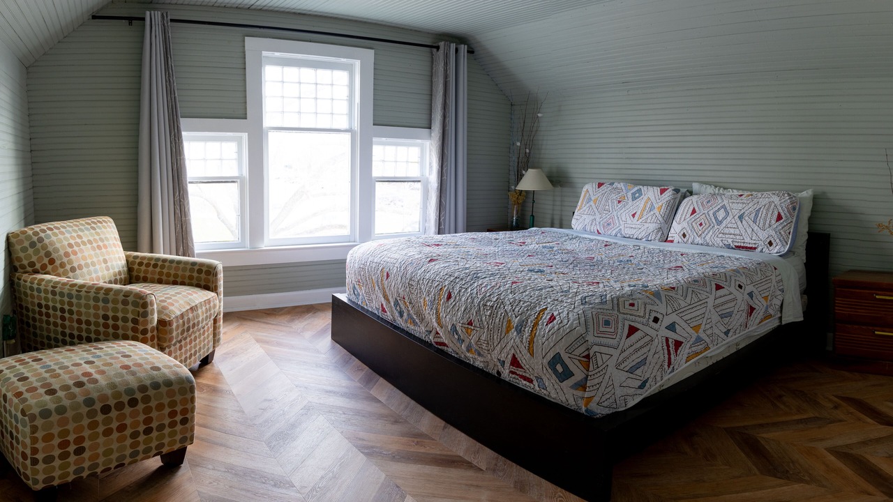 Photo of Bedroom in East Central