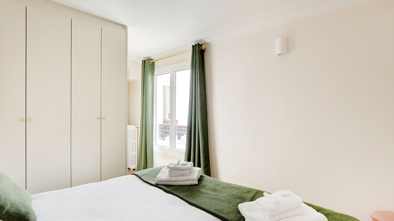 Photo of Bedroom in Quartier du Faubourg-Montmartre