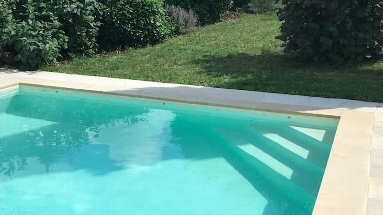Photo of Outdoor in Charnay