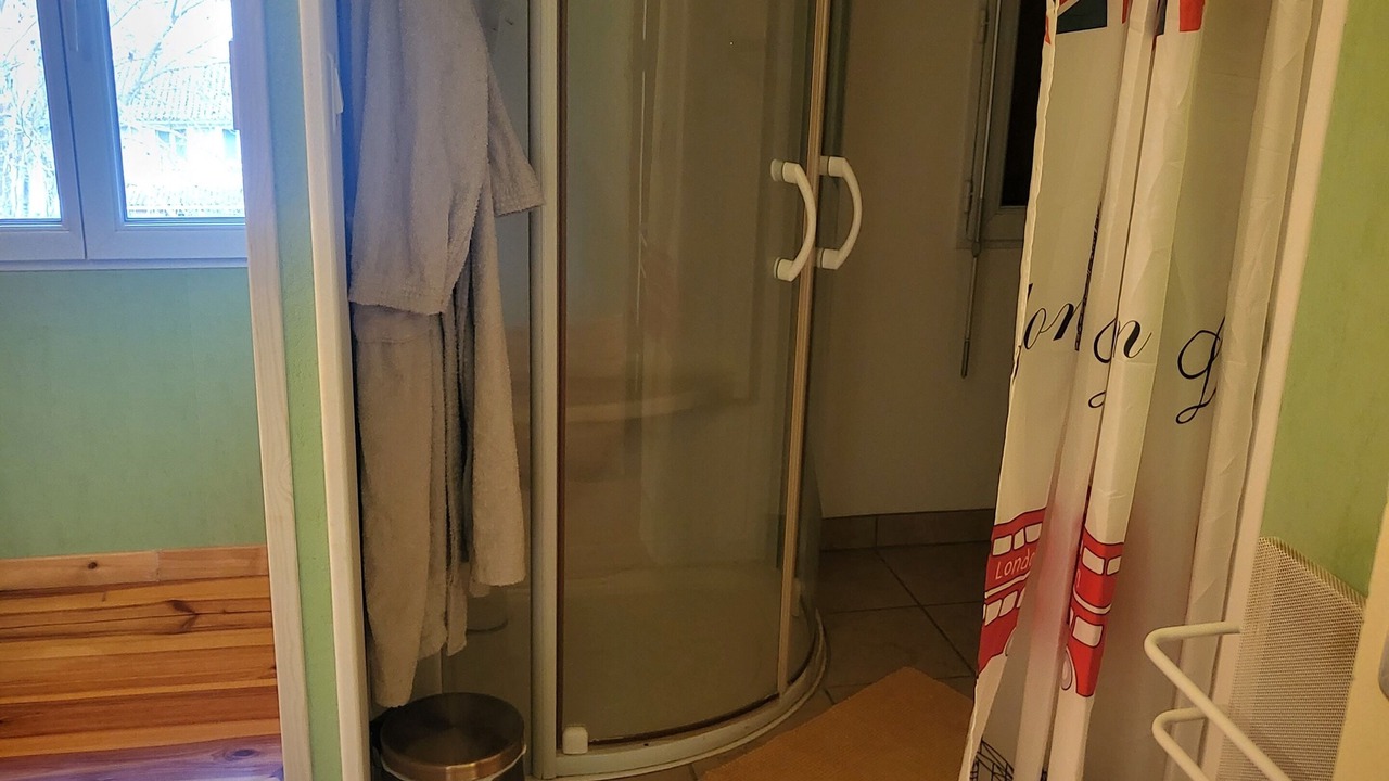 Photo of Bathroom in Antugnac