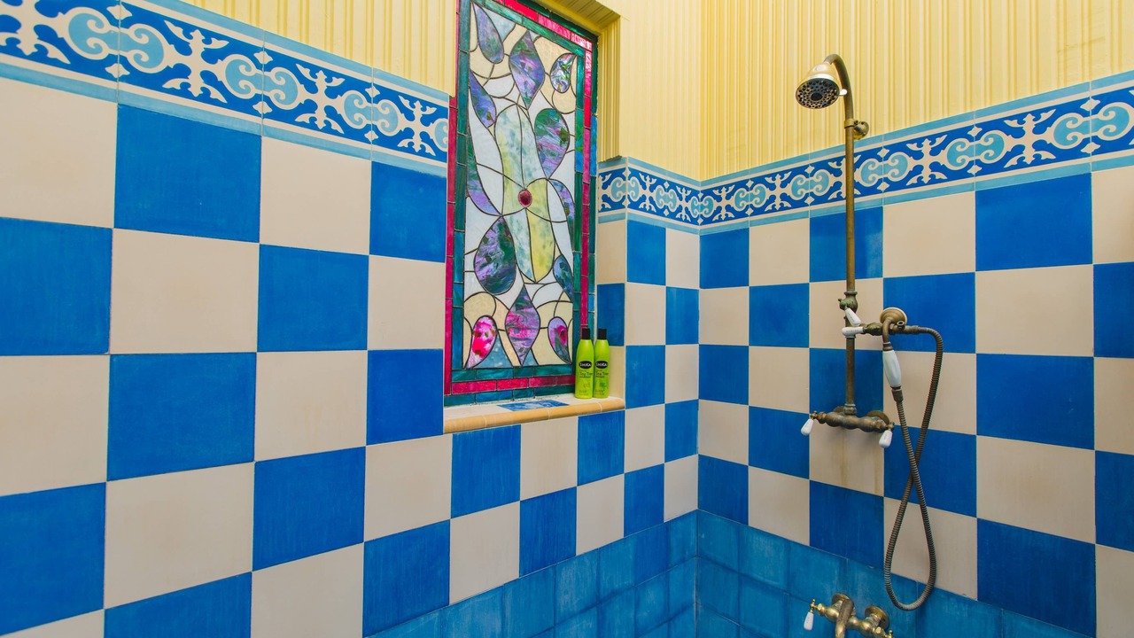 Photo of Bathroom in Estate Sprat Hall