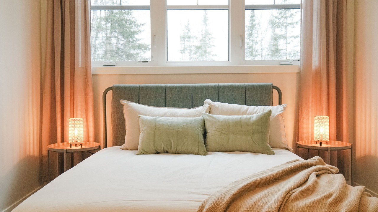 Photo of Bedroom in Lake of Bays
