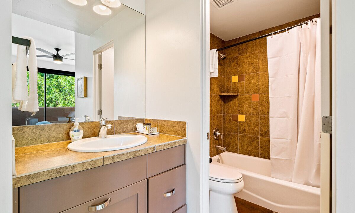 Photo of Bathroom in Kayenta