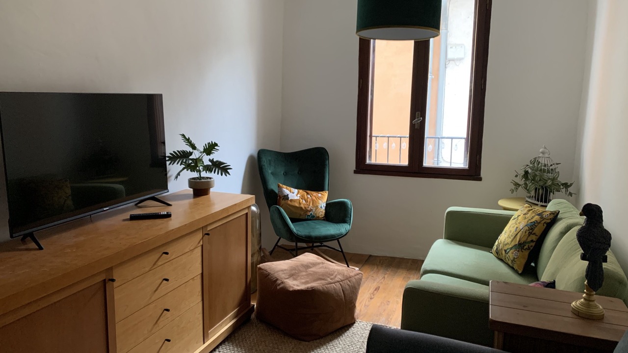 Photo of Livingroom in Quillan