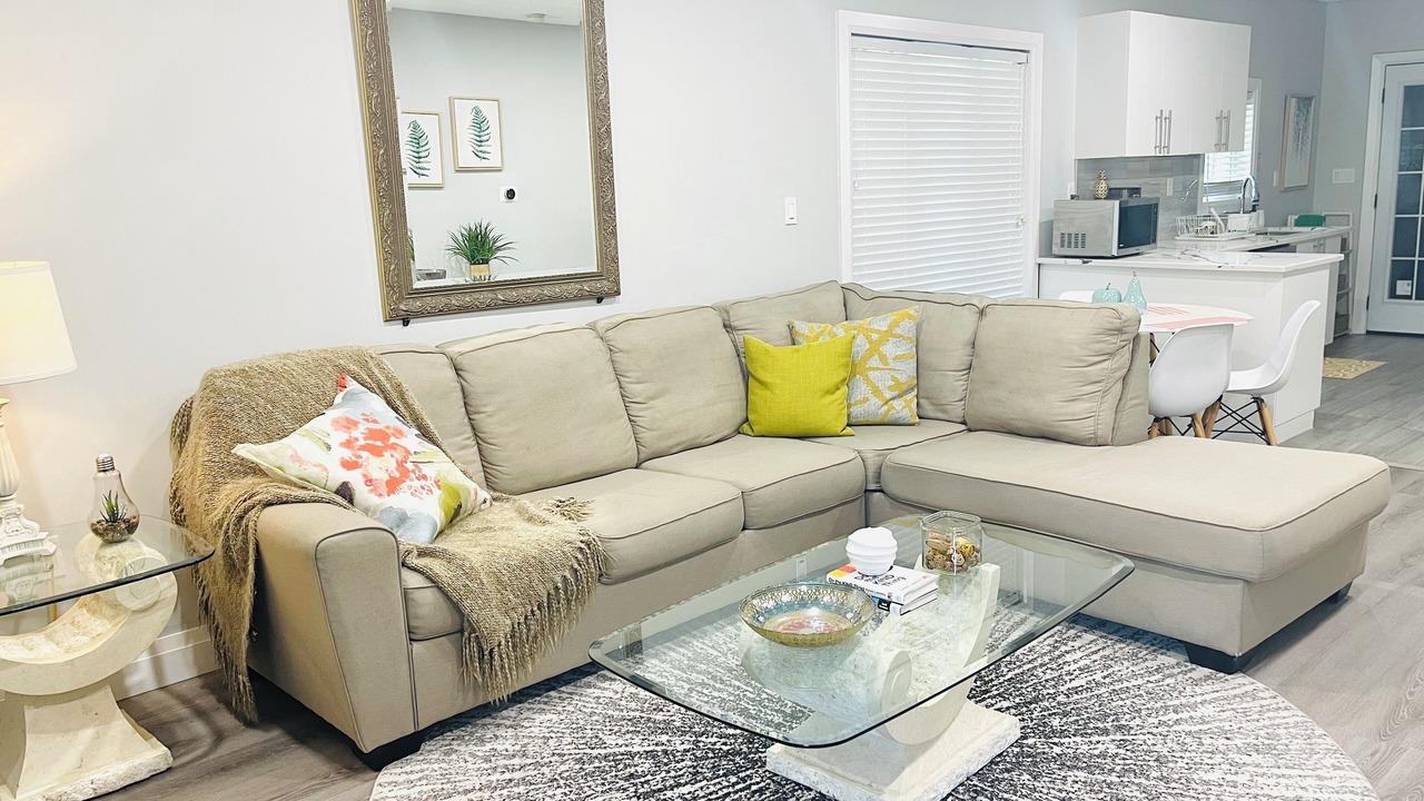 Photo of Livingroom in Walkerville